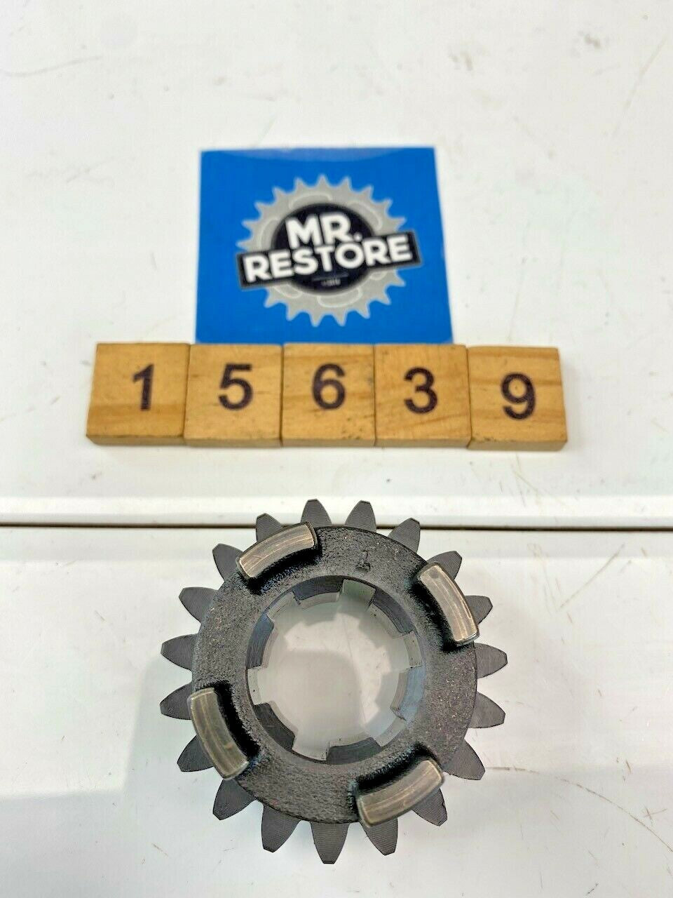 Suzuki RG250 - Kick Starter Gear 26260-11302