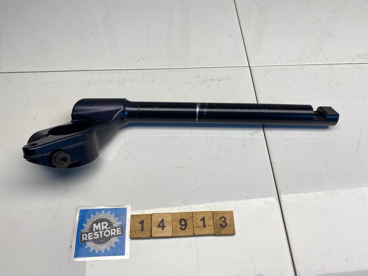 BMW R1100S 259S Right Hand Handlebar (Straight) 1998-2005  32 71 2 331 002
