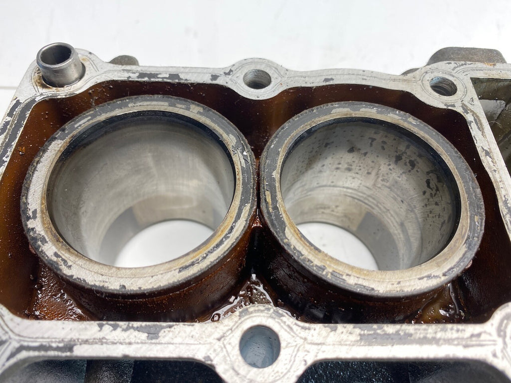 Yamaha FZR250 3LN Cylinder Block on Standard 48mm Bore 2KR-11310-01