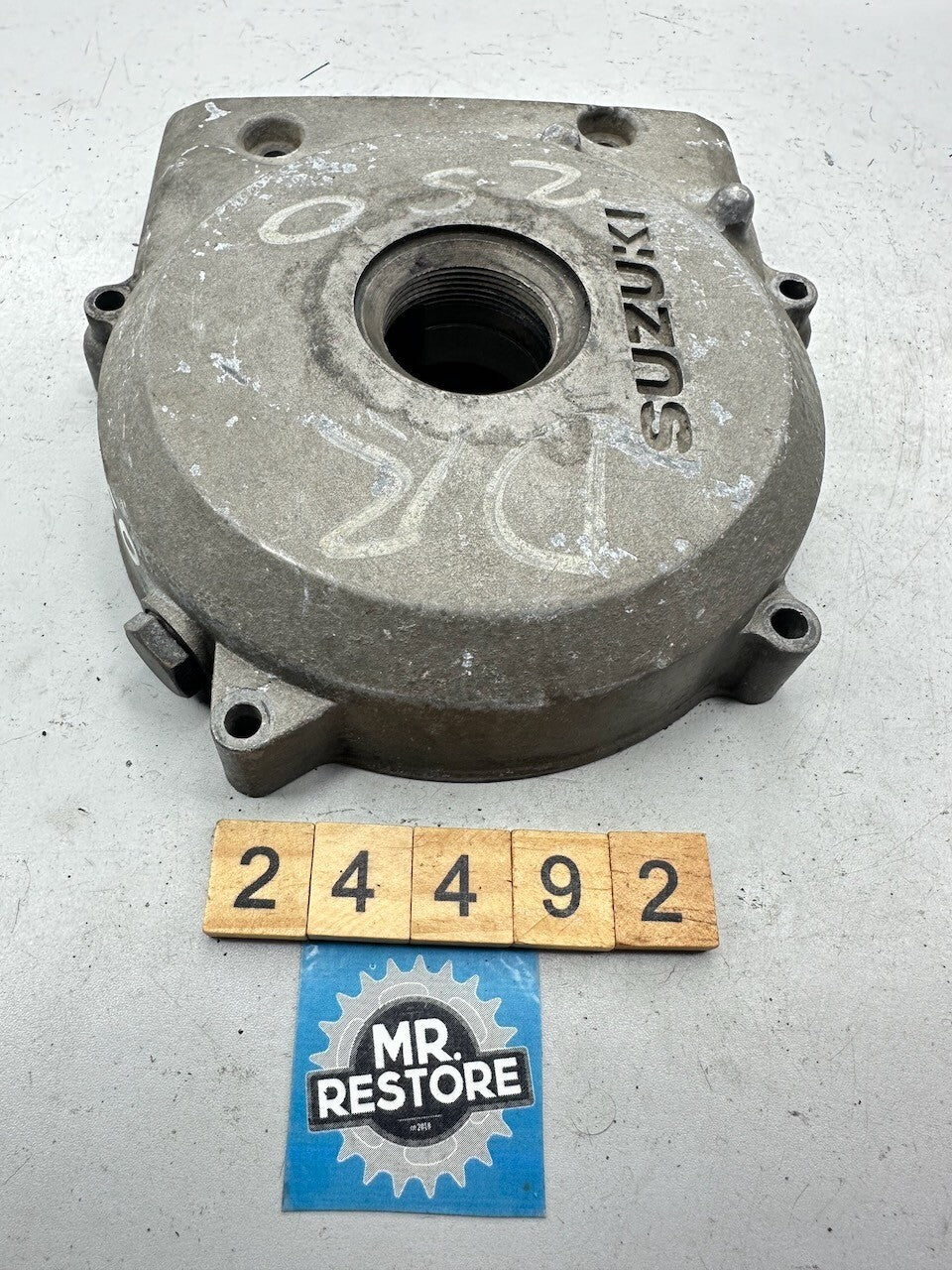 Suzuki DR250 '84-87' Magneto Stator Generator Cover 11351-38230