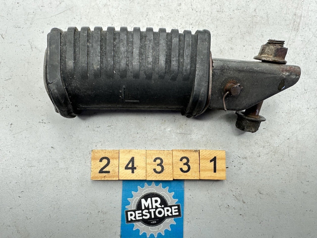 Yamaha XJ650 Turbo '82-83' XV920 XV750 Rear Left Pillion Foot Rest Peg