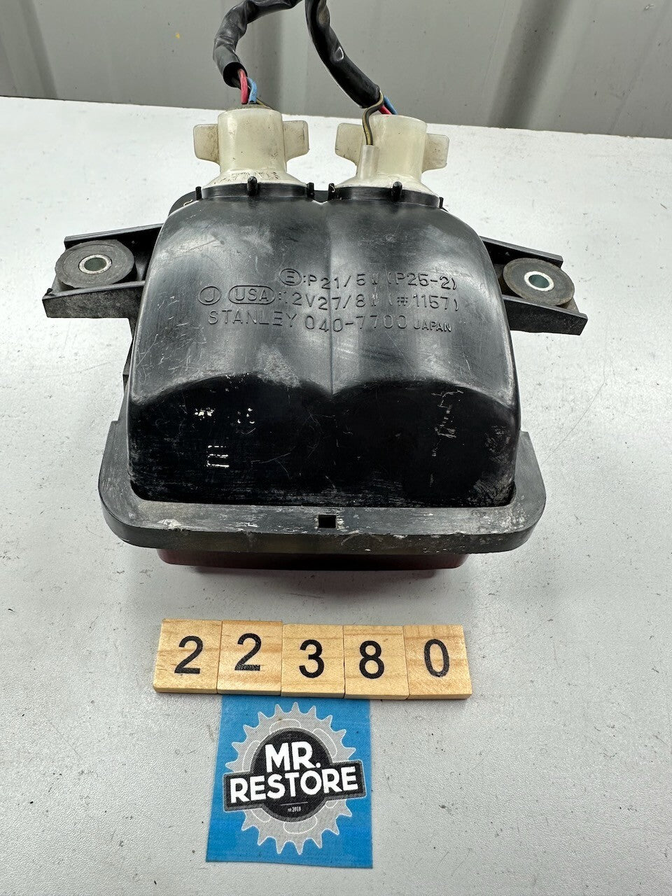 Kawasaki GPZ1000RX ZX1000 1986-88 Rear Light Taillight (tested) 23025-1119