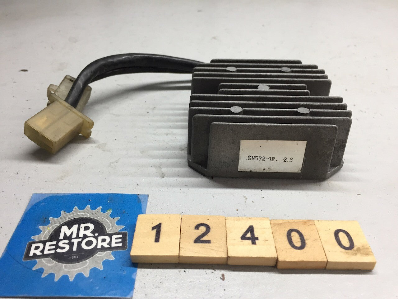 Honda CB250 RS Regulator Rectifier OEM SH532-12