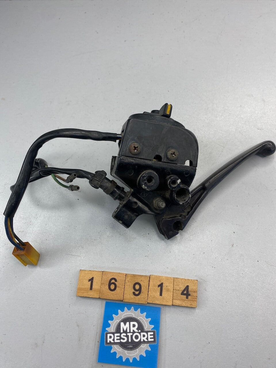 Yamaha Jog 1987 R/H Handlebar Switch & Lever