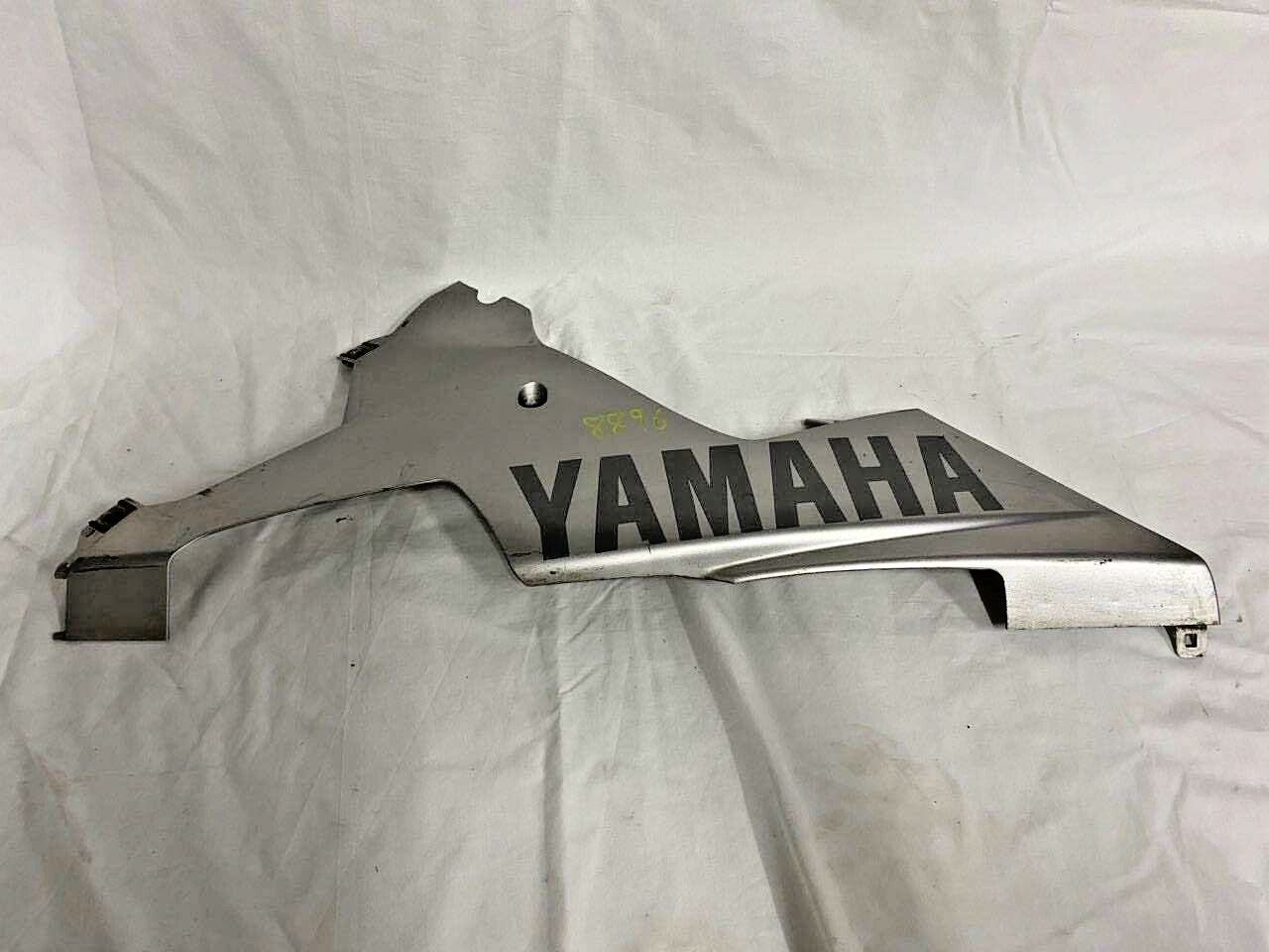 Yamaha R1 YZF 02-03 Cover Under Cowling 5PW-Y2808 Silver