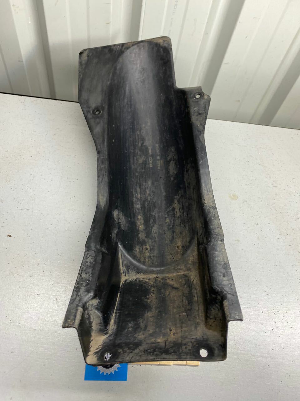 Kawasaki ER250 EX305 Rear Fender Guard Hugger 35023-1053