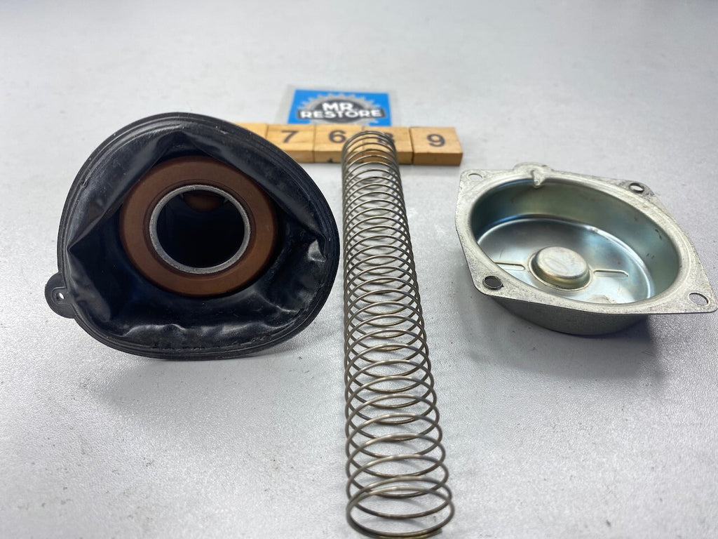 Yamaha FZR250 1987-88 Carburettor Diaphragm, Needle, Spring & Cap 1HX-14940-01