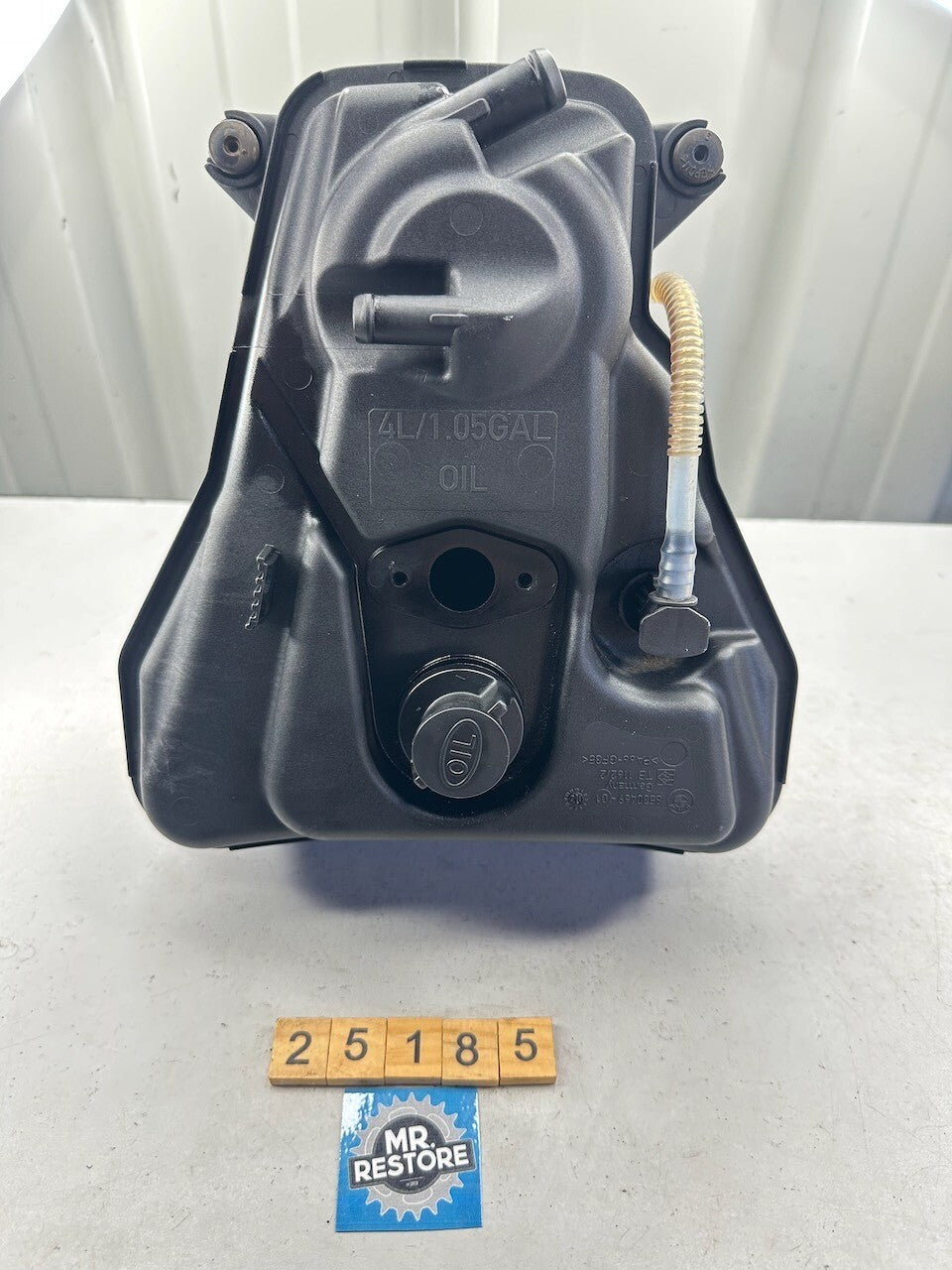 BMW K1300R K1300S K1200S K1300GT K1200GT Oil Carrier Tank