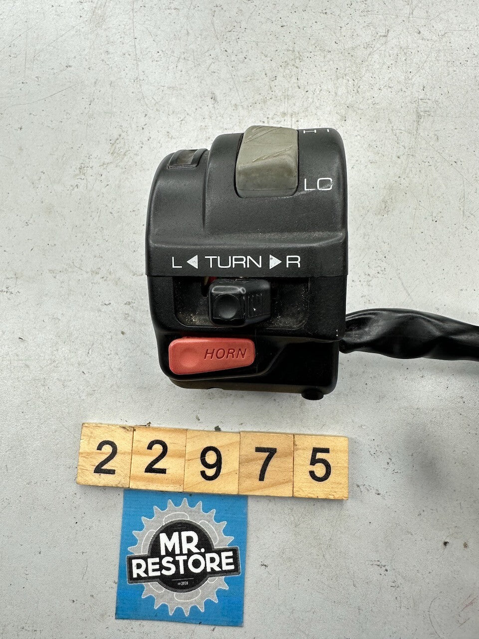 Yamaha FZR250 3LN L/H Handlebar Switch