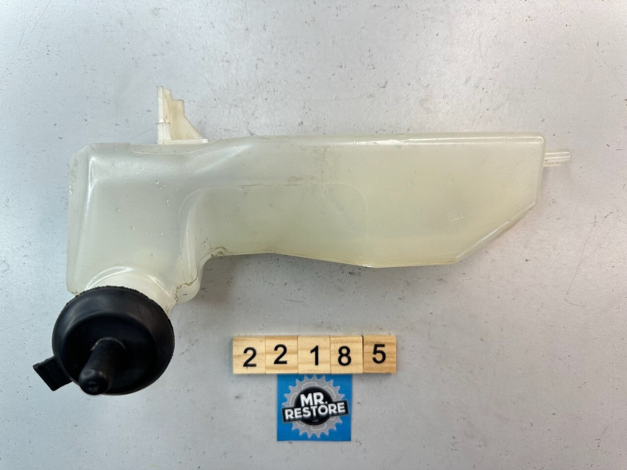 BMW G650GS F650GS Radiator Coolant Tank 2345238