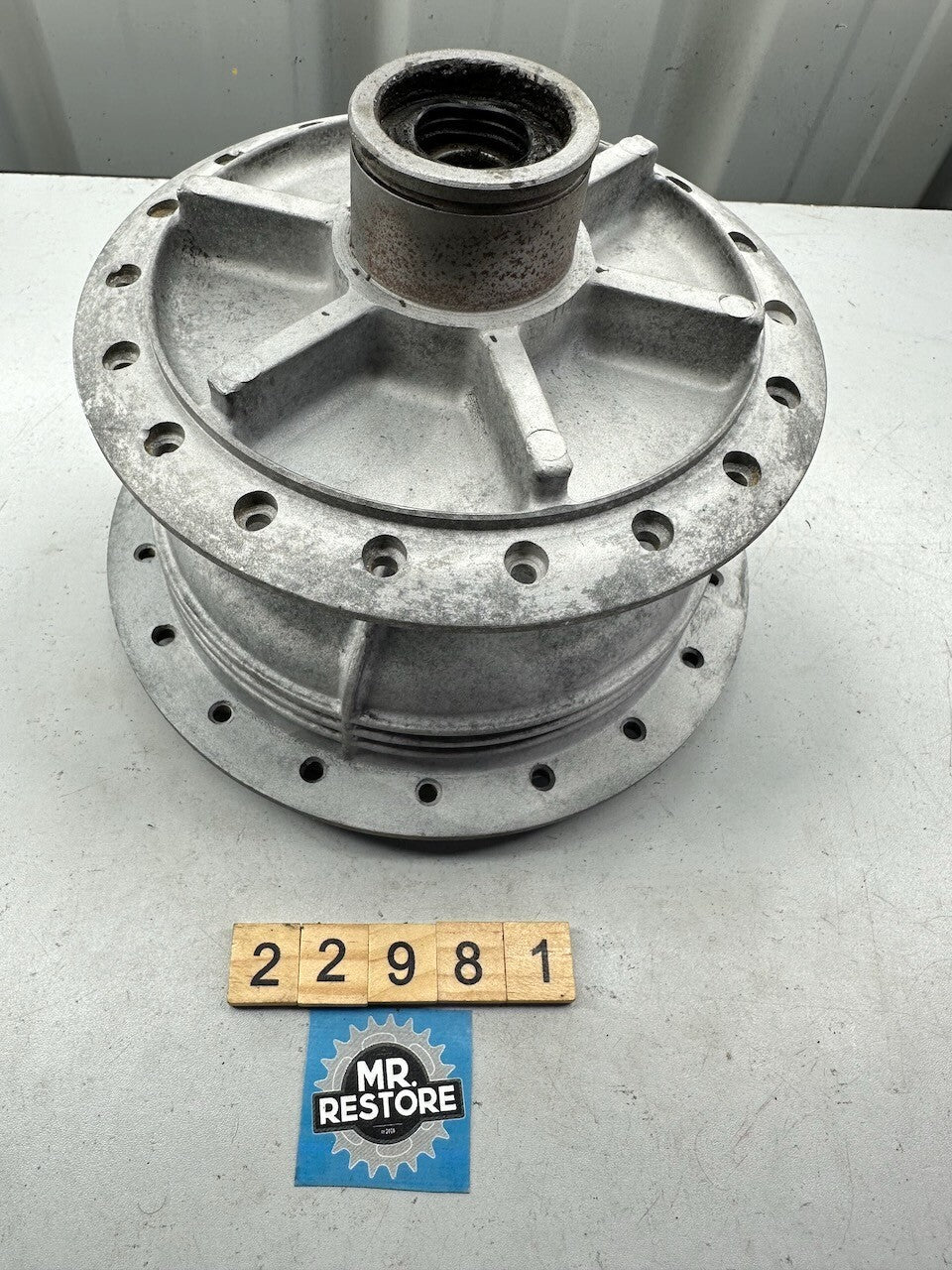 Yamaha DT1 DT2 DT3 RT1 RT2 RT3 Rear Wheel Hub Assy. 275-25311