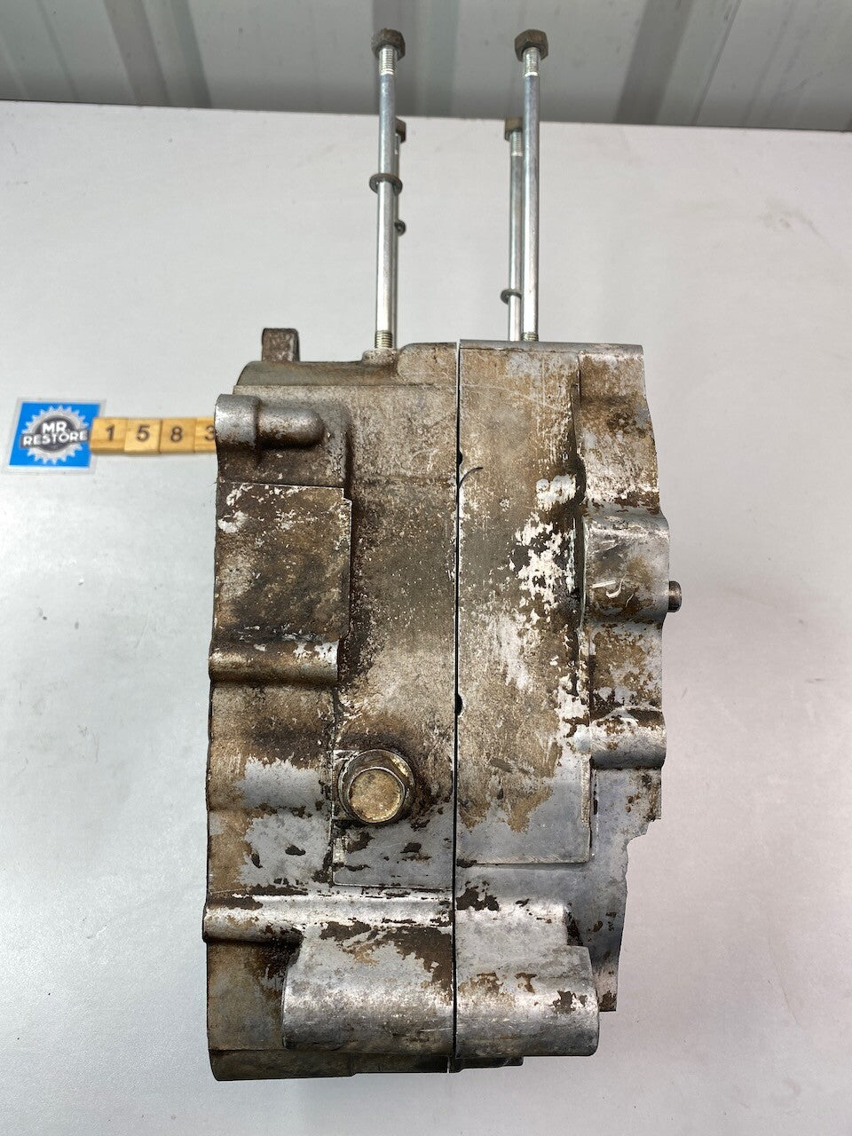 Yamaha V90 T Pair of Crank Cases 