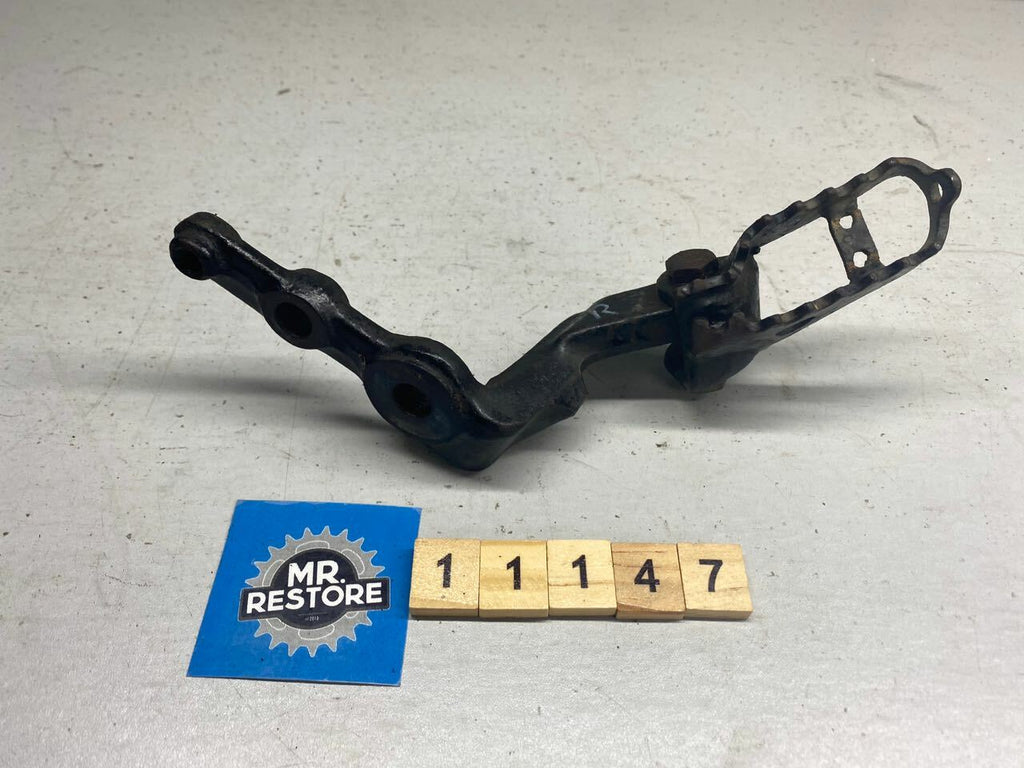 Honda XR250 1986-92 R/H Foot Rest & Bracket 50610-KT1-671