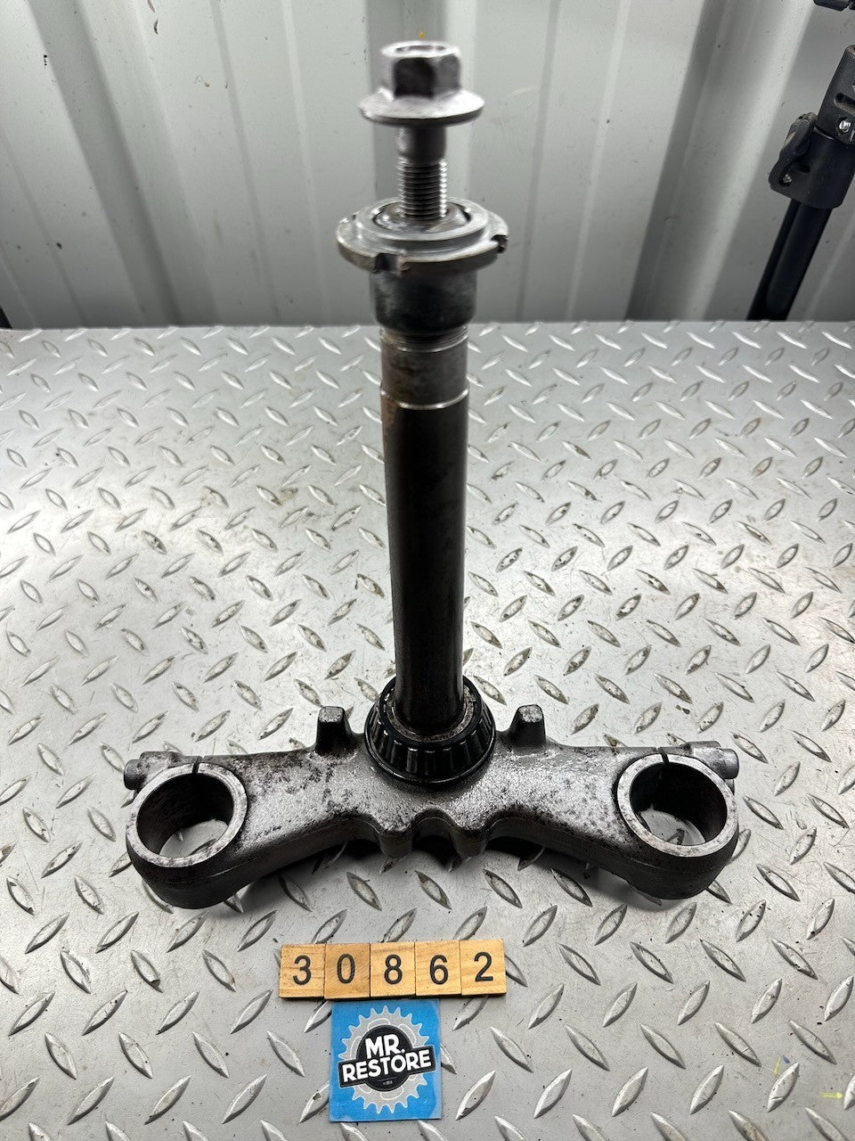 Suzuki GSX750 S 1984 Katana Pop Up Lower Fork Clamp Triple Tree 51410-08A00-15T