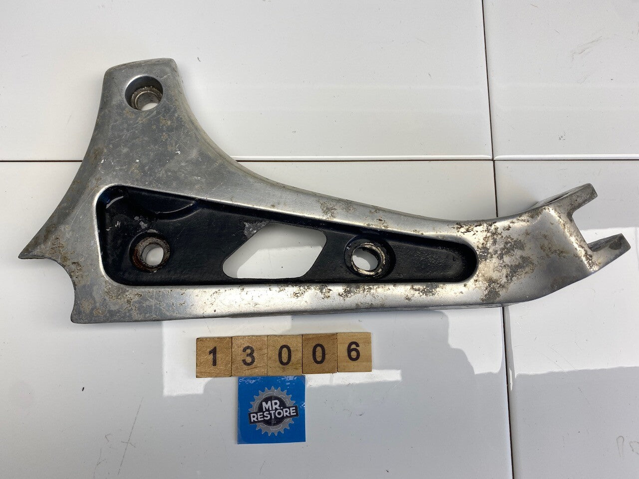 Suzuki GR650 Tempter L/H Pillion Foot Rest Muffler Bracket 43821-15500