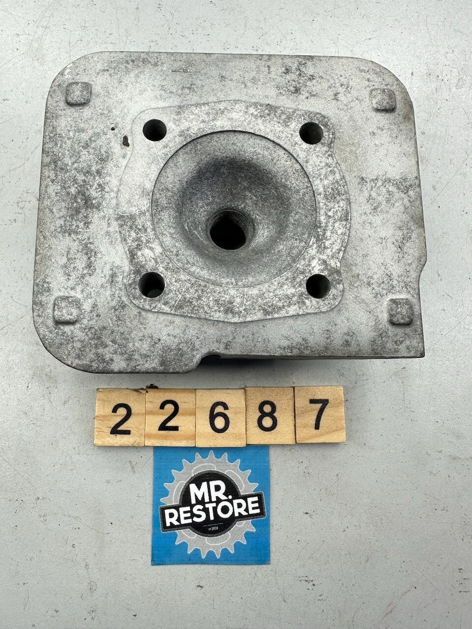 Honda NH50 NH80 Aero Lead SH75 Scoopy Cylinder Head 12201-GC8-000