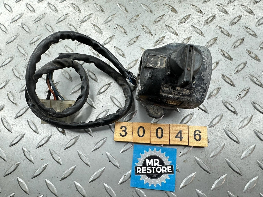 Yamaha RD250LC RD350 LC 1980-82 OEM Left Hand Handlebar Switch Block 4L0-83975