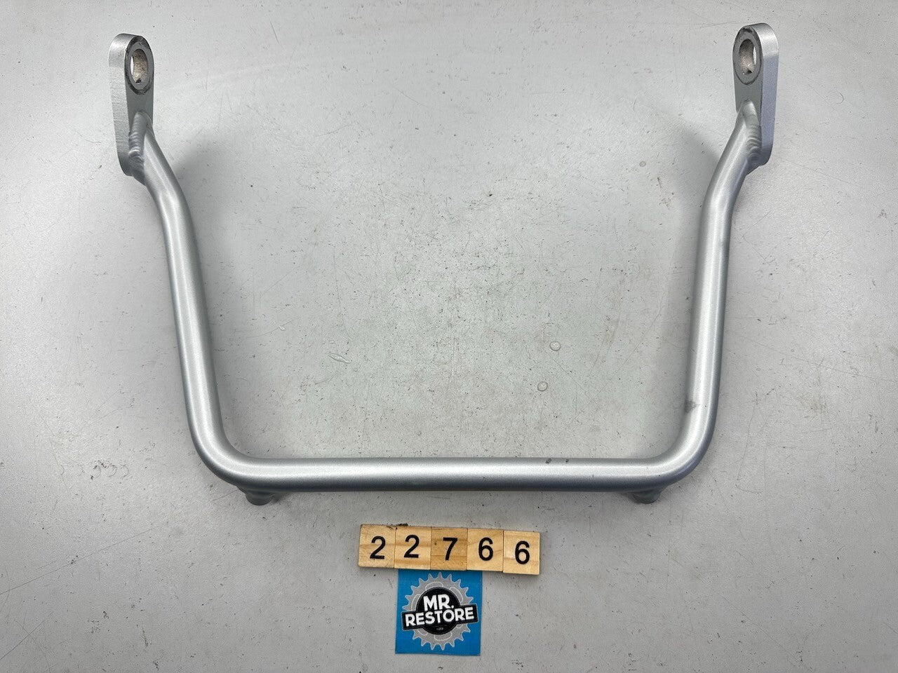 BMW R1200GS ADV '05-13' Windshield Screen Bracket 46637694395