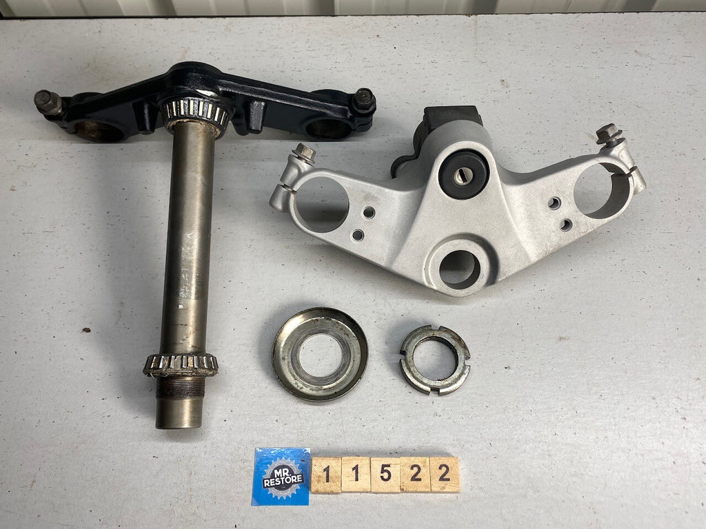 Kawasaki ZZR250 1990 Triple Tree Fork Clamp 36-38mm