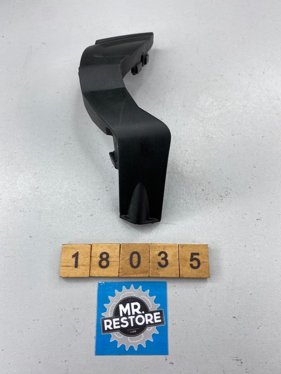 BMW R1200GS L/H Spark Plug Cover 11127718149
