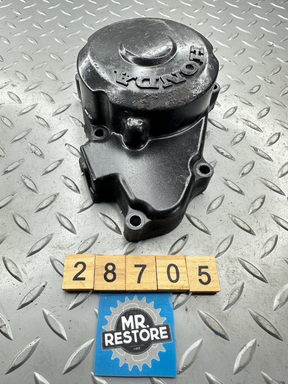 Honda CBR250RR MC22 Generator Stator Rotor Cover 11635-KAZ