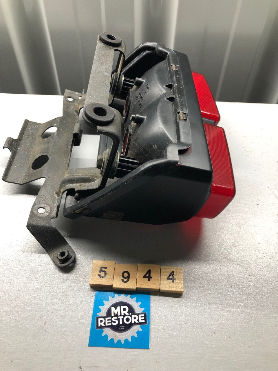Yamaha 600 Fazer Rear Tail Light & Bracket with Original Koito Lens
