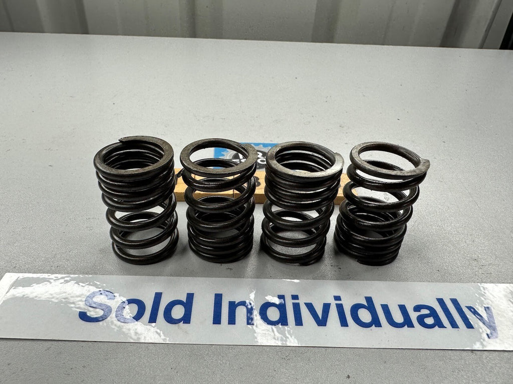 Yamaha XS500 TX500 Outer Valve Spring 90501-32211