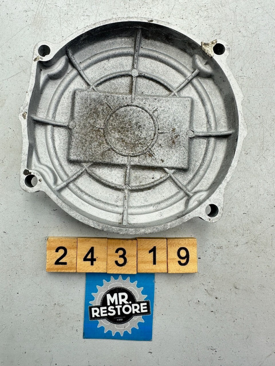 Yamaha XJ650 Turbo '82-83' Right Oil Pump Cover 16G-15426  16G-15426-00-00