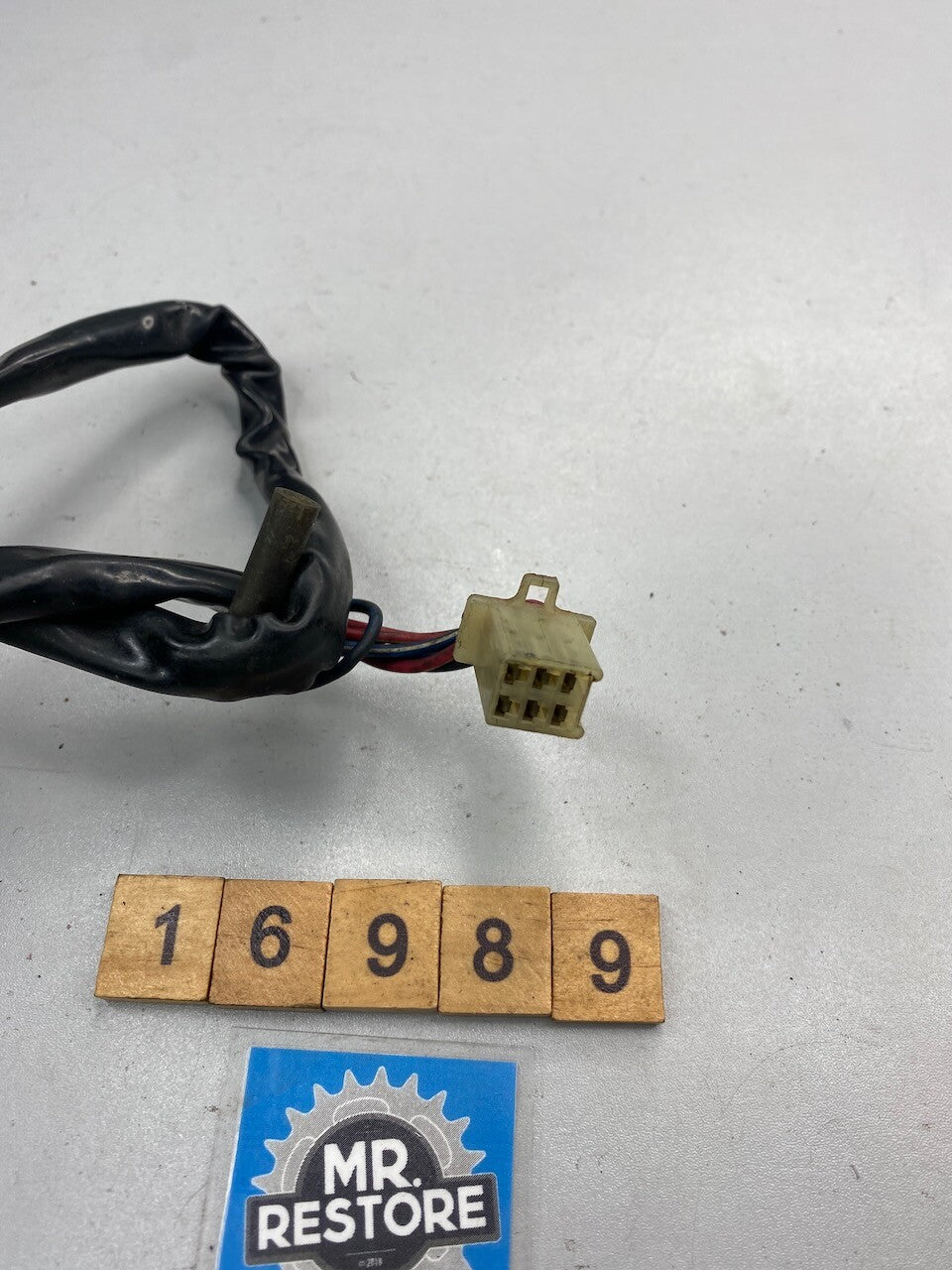 Yamaha FZR1000 EXUP R/H Handlebar Switch 