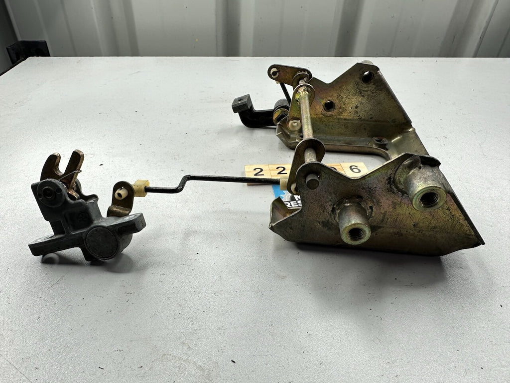 Kawasaki GPZ1000RX ZX1000 1986-88 Tail Grip Bracket, Latch & Lock (NO KEY)
