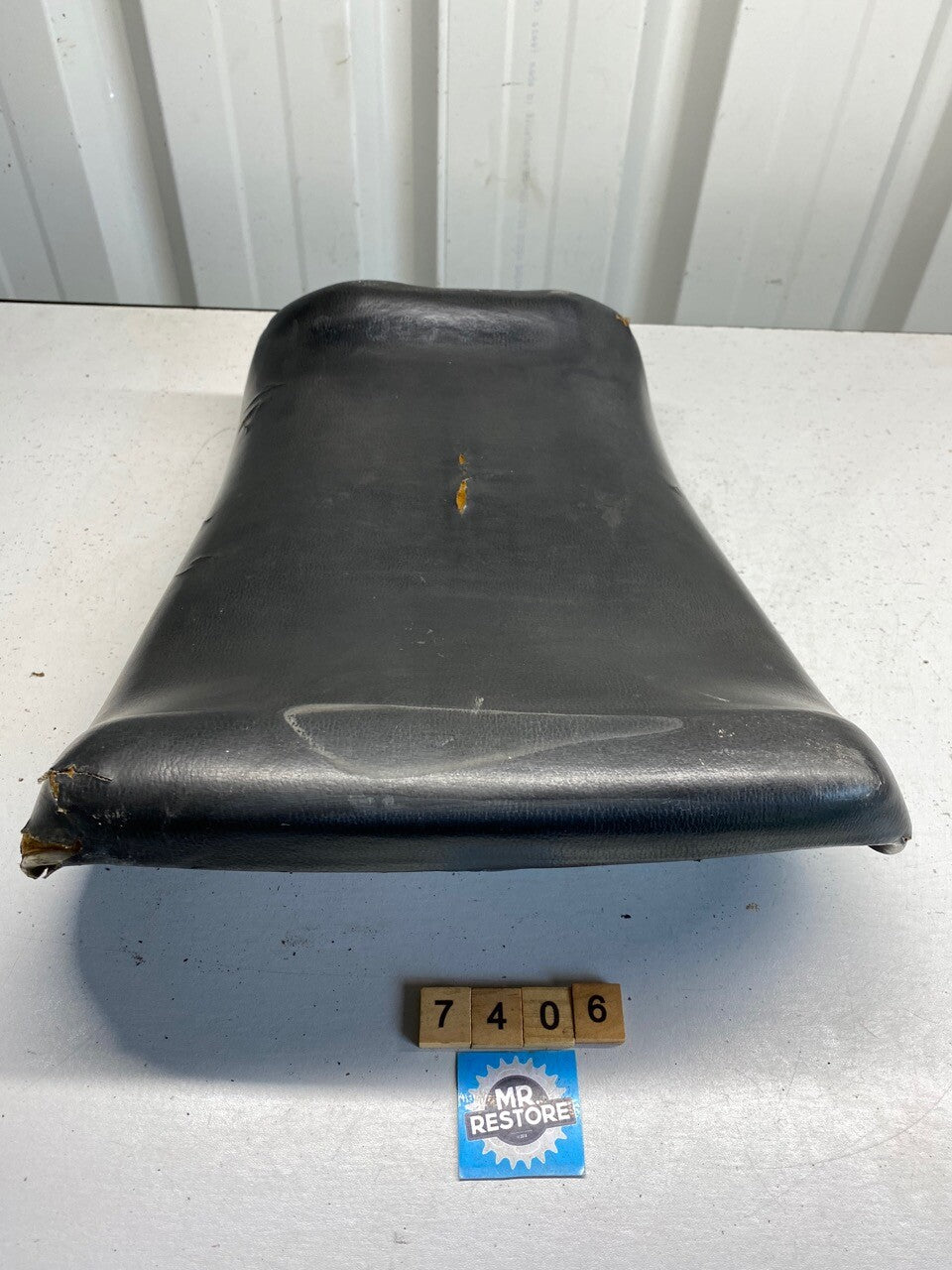 Suzuki GSXR1100 1989-1990 45100-40C-00 Riders Pilot Seat