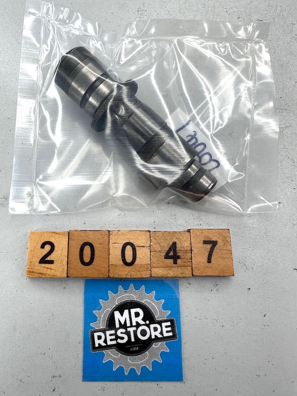 Yamaha XVS250 XVS125 XV250 XV240 XV125 Virago - Camshaft 1  2UJ-12171