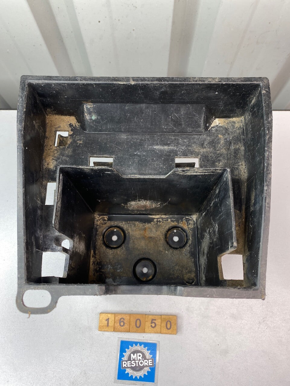 Kawasaki GPZ900 R ZX900 Battery Case Holder 32097-1102