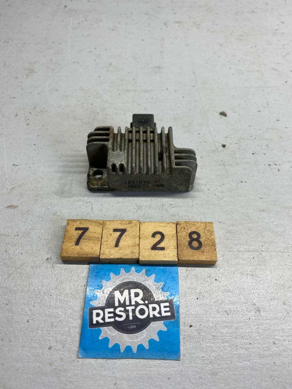 Yamaha AG200 & Townmate 83-97 Regulator Rectifier - SU229Y OEM