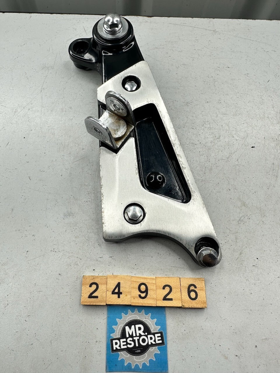 Yamaha V-Max 1200 VMX12 '85-03' Rear Left Foot Rest Peg Bracket Stay