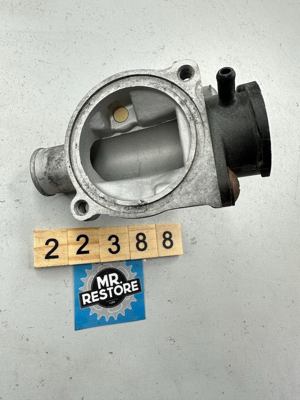 Kawasaki GPZ1000RX ZX1000 1986-88 Thermostat Housing Body & Parts