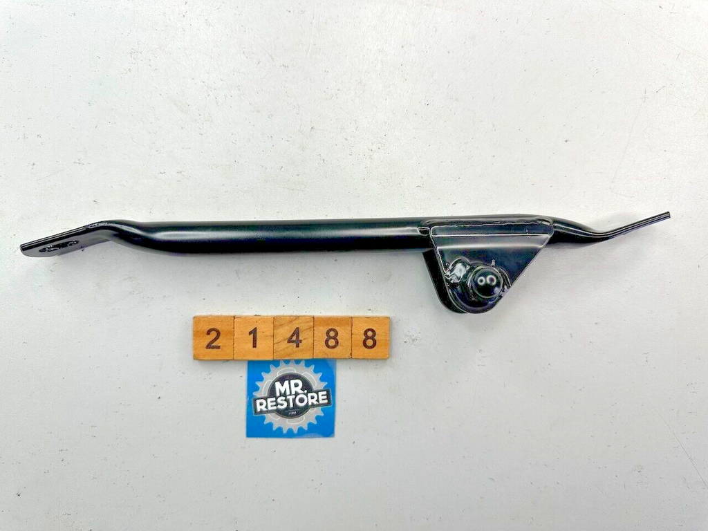 Yamaha TZR250 1KT 2MA Down Tube Pipe 1KT-2131A (repainted)