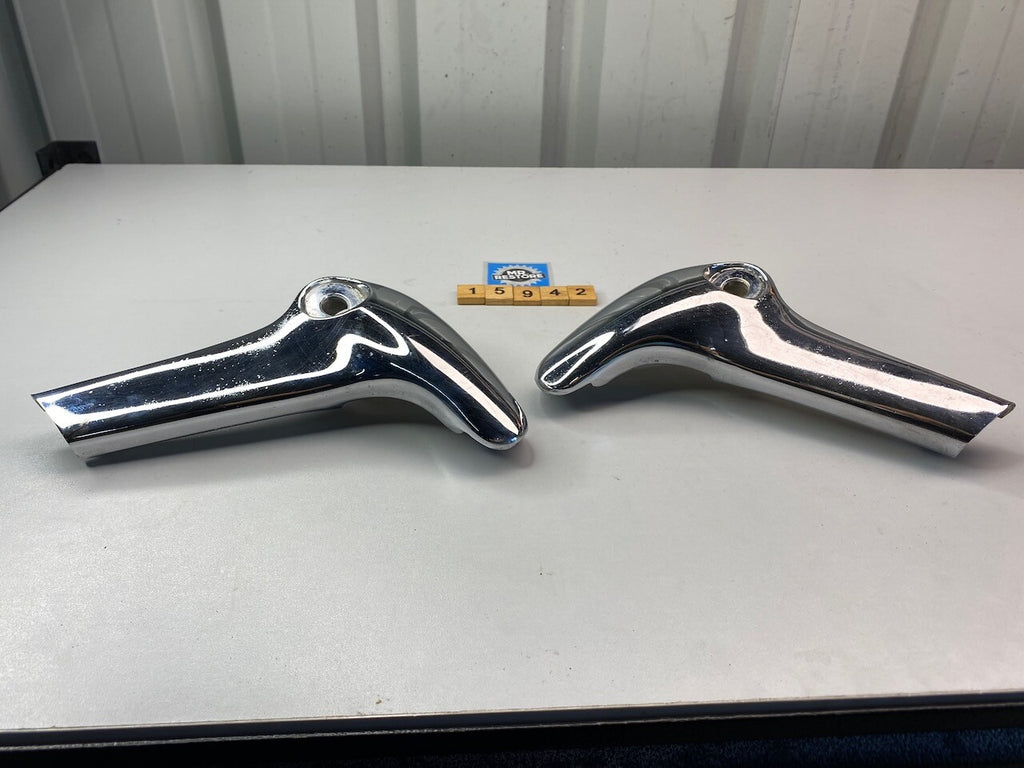 Yamaha XV1100 XV750 Pillion Back Rest Stay, Pair 1RM-2164F 1RM-2164G