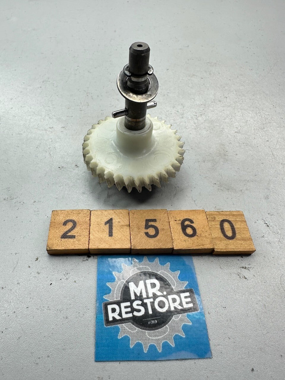 Yamaha TZR250 1KT 2MA TDR250 TDR240 R1-Z Impeller Shaft & Gear