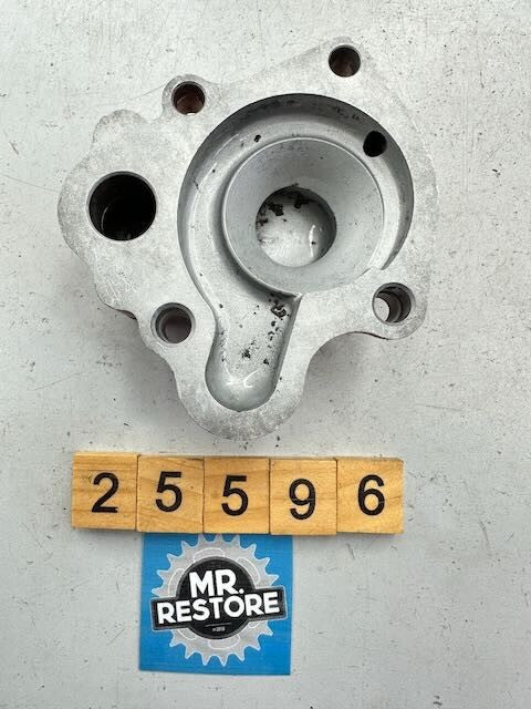 Honda CR250 R CR125 R Water Pump Impeller Covers 19221-KA4-300