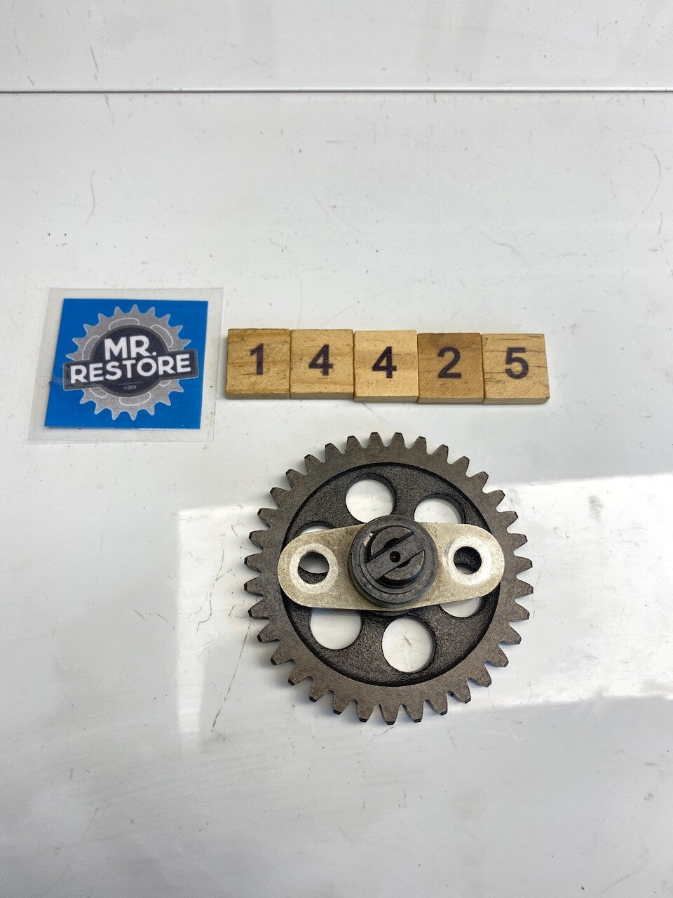 Kawasaki GPZ900R ZL ZX ZG 1000 EL250 Oil Pump Gear & Holder 35t 16085-1103