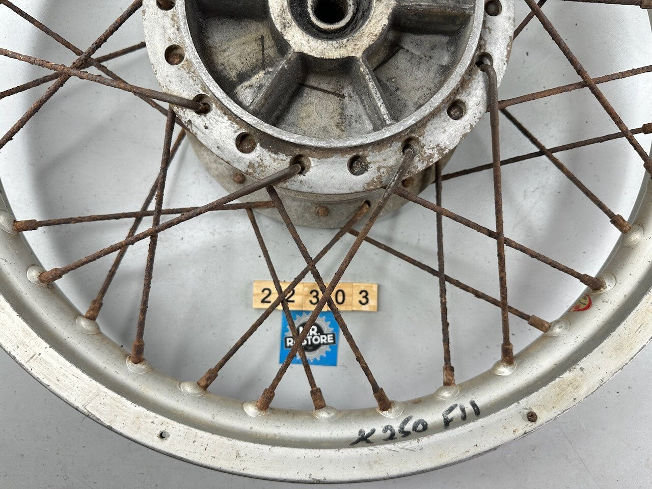 Kawasaki Vintage Motorcycle Dirt Rear Wheel (K250 F-II ?) OEM D.I.D 18x1.85