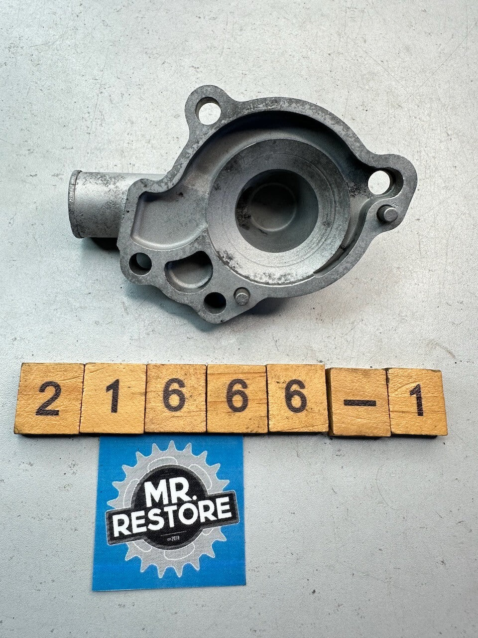 Yamaha YZ125 1983-85 Water Pump Cover 24X-12422