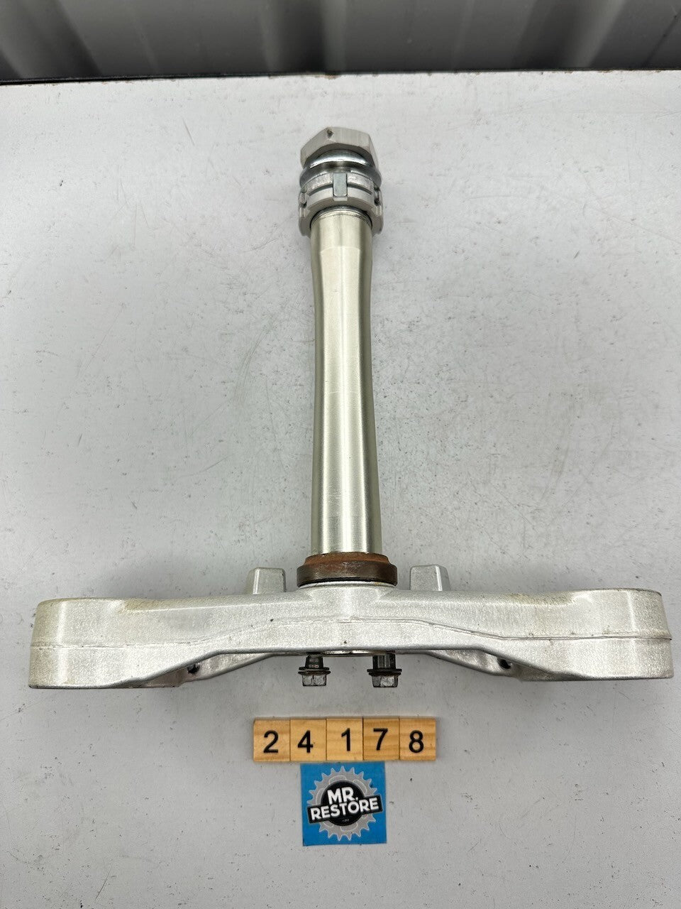 Yamaha YZF1000 R1 2007-08 Lower Triple Tree Fork Clamp 4C8-23340-00