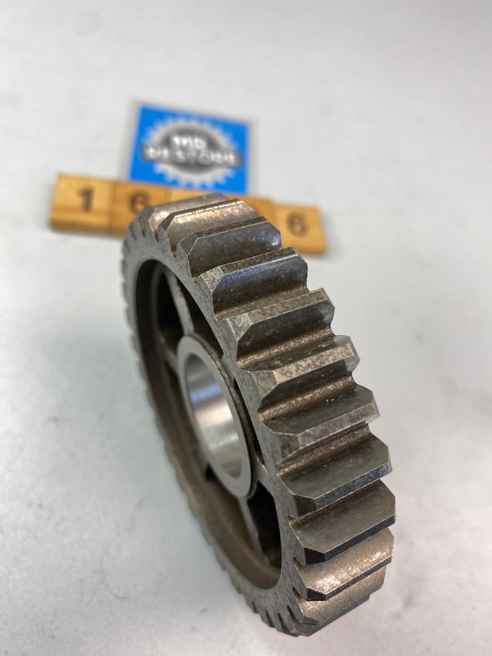 Suzuki GSXR1100 1986-88 1st Driven Gear 24311-06B00