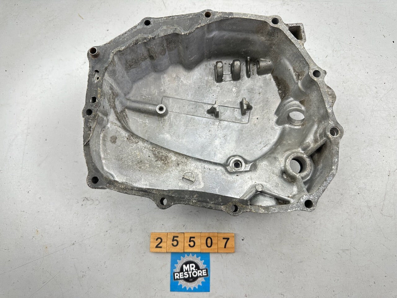 Honda CB100 SL100 CL100 Clutch Cover 11330-107  11330-107-000