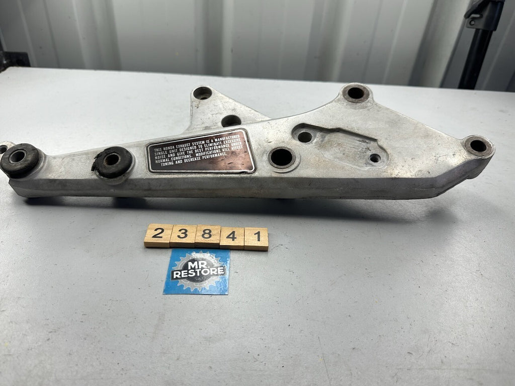 Honda CB750 '79-82' Right Footrest Peg Bracket 50640-438-611