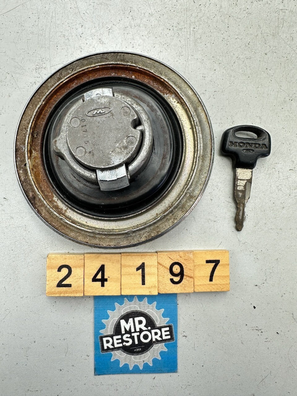 Honda CB1000 CB900 CB750 CB650 CBX1000 VT250 VF500 Fuel Tank Cap & Key