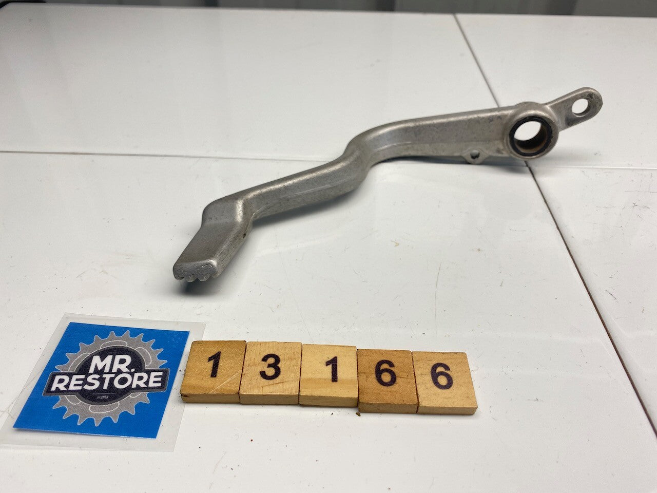 Kawasaki GPZ900R ZX900 OEM Rear Brake Lever assy. 43001-1174