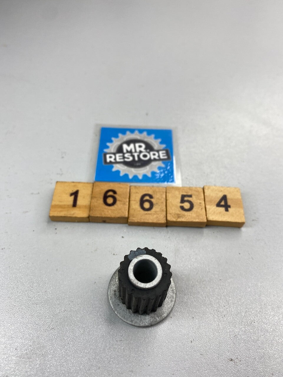 Suzuki RGV250 Engine Bush 09319-08037-XC0